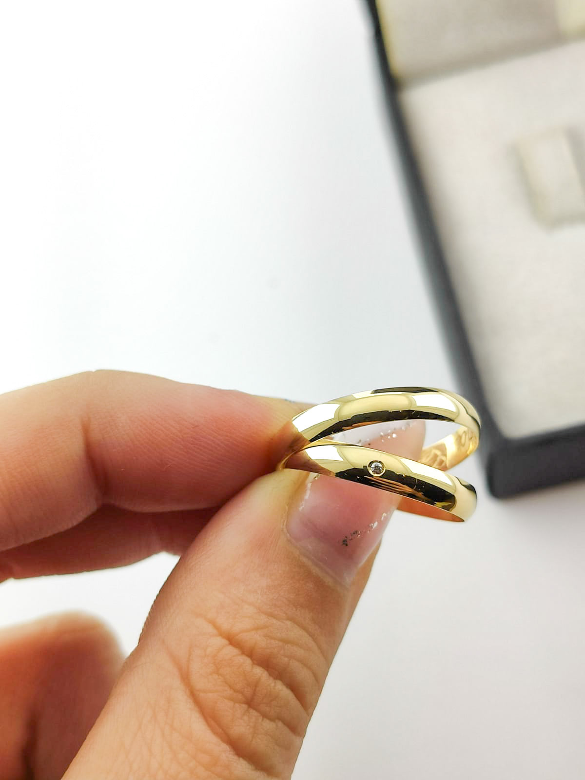 Par Aliança Ouro Amarelo e Diamante Tradicional 3 mm