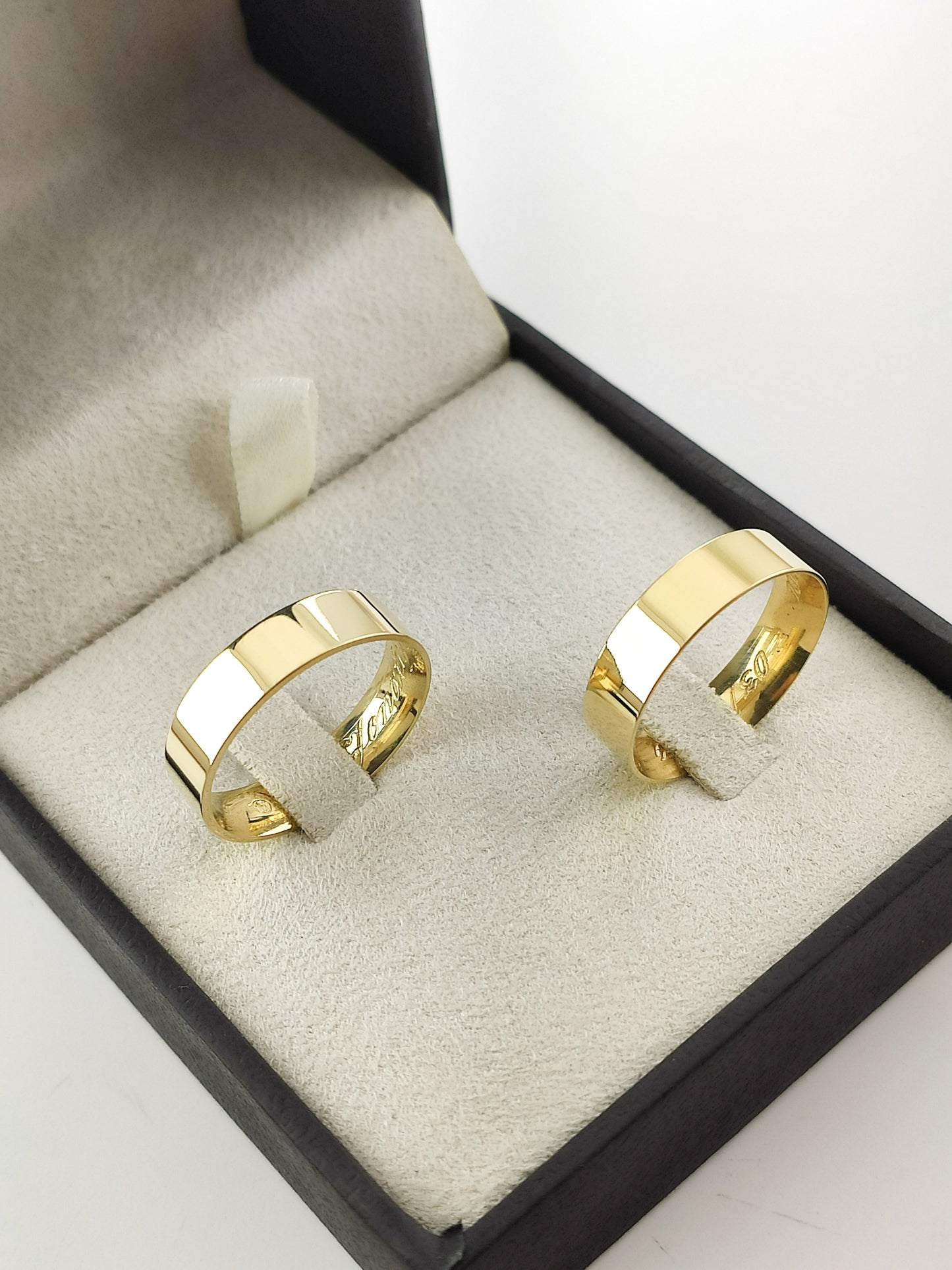 Aliança Ouro Amarelo Reta 5 mm