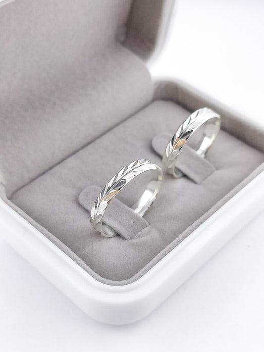 Par Aliança Prata 925 com 4 mm Diamantadeira