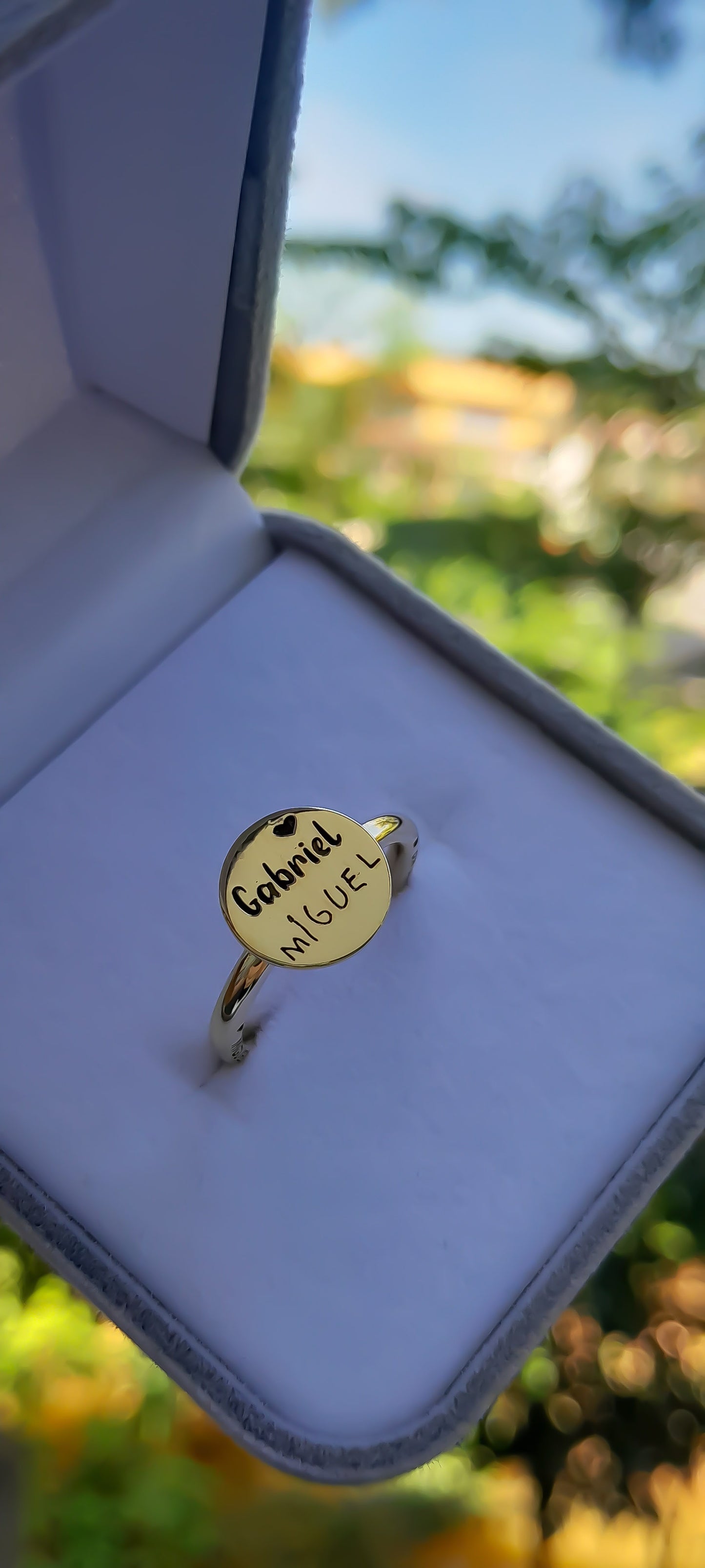 Anel em Ouro 18K com escrita Personalizada