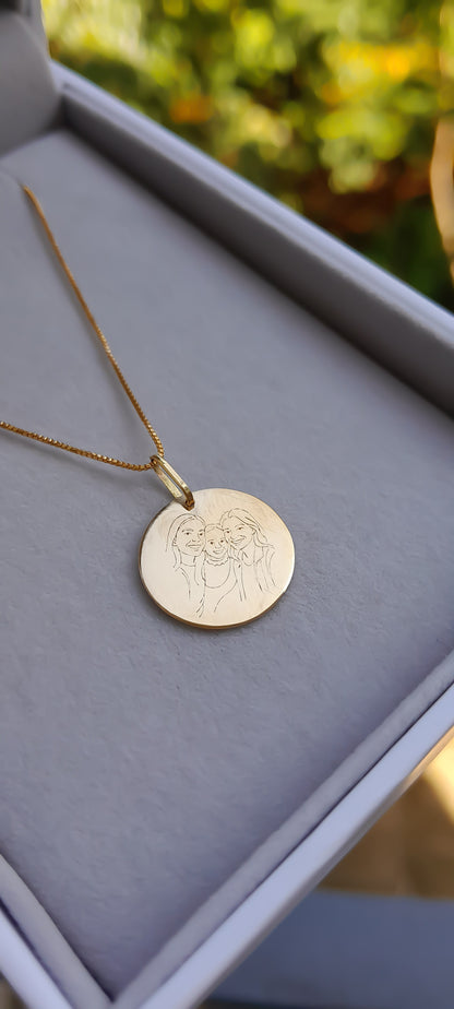 Colar com Pingente Redondo Ouro 18K Personalização a Laser Traços de Afeto