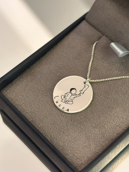 Colar com Pingente Redondo Prata 925  Personalização a Laser Traços de Afeto
